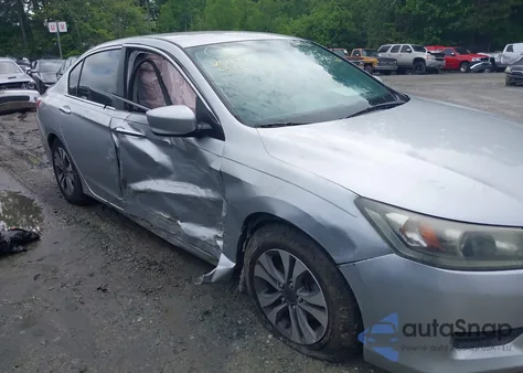 2013 Honda Accord Lx z USA, uszkodzony, nr VIN 1HGCR2F32DA108928